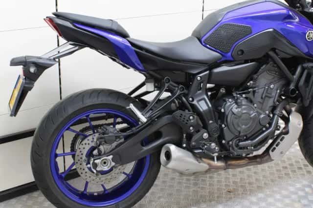 Yamaha MT-07 (2022) thumbnail 3