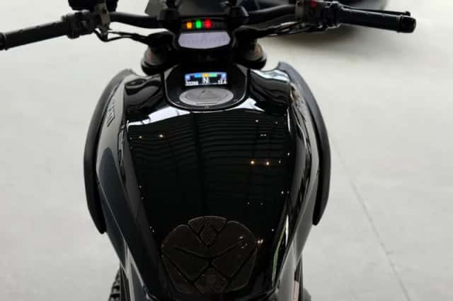 Ducati Diavel (2012) thumbnail 6