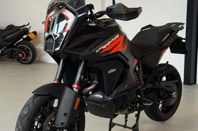 KTM 1290 Super Adventure (2022) thumbnail 6