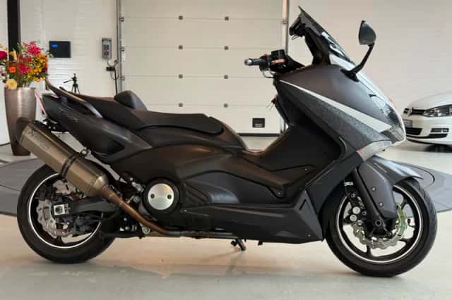 Yamaha Scooter 530 TMAX (2012) thumbnail 2
