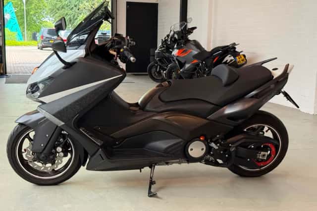 Yamaha Scooter 530 TMAX (2012) thumbnail 5