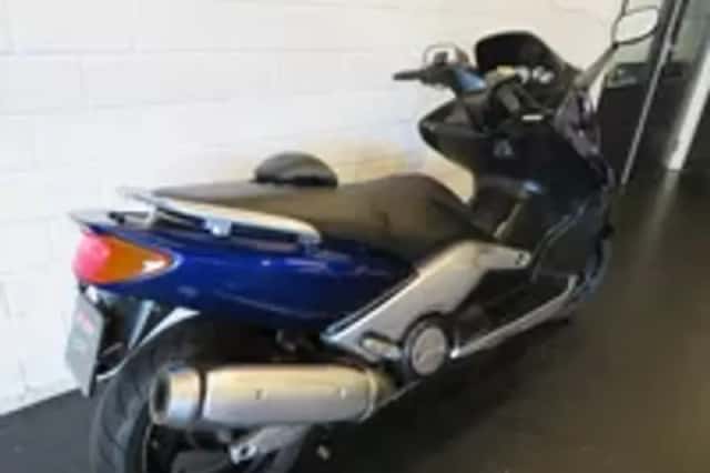 Yamaha T-MAX 500 (2003) thumbnail 3