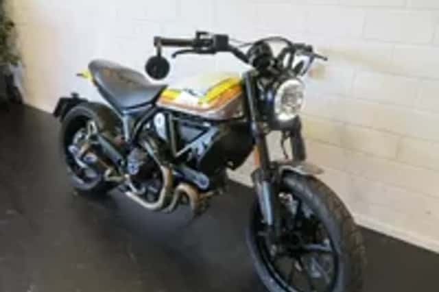 Ducati Scrambler 800 MACH 2.0 (2018) thumbnail 2