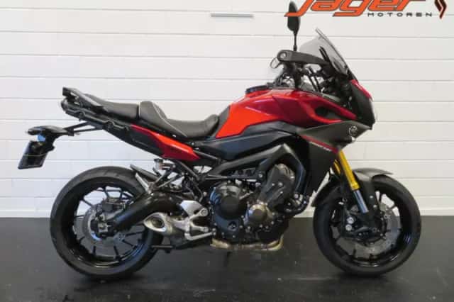Yamaha Tracer 900 (2015) thumbnail 1