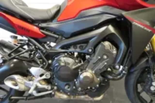 Yamaha Tracer 900 (2015) thumbnail 5