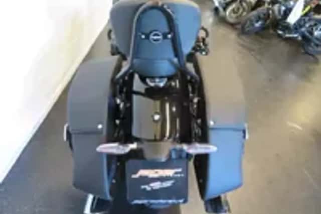 BMW R 18 (2023) thumbnail 4