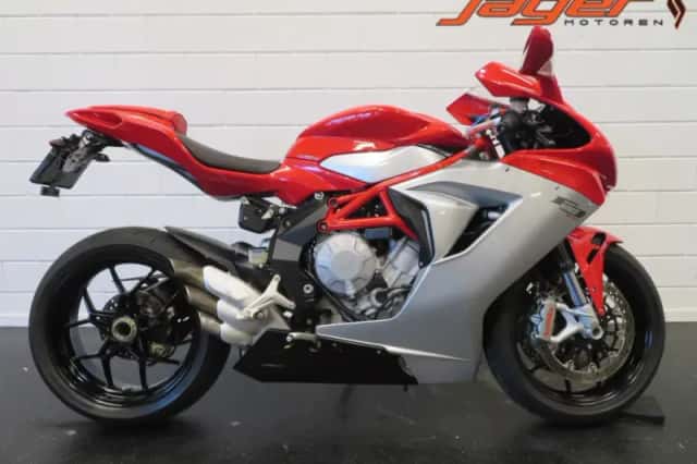 MV Agusta F3 800 (2015) thumbnail 1