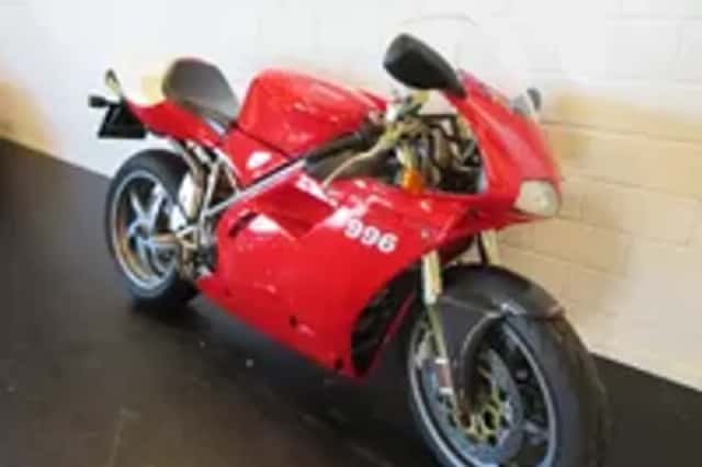 Ducati Super Sport 996 MONOPOSTO ARROW (2002) thumbnail 2