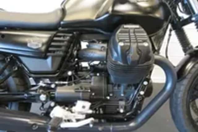 Moto Guzzi V7 Stone (2020) thumbnail 5