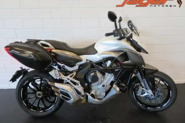 MV Agusta Stradale 800 (2017) thumbnail 1