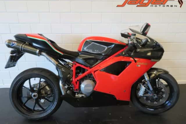Ducati 848 EVO (2008) thumbnail 1