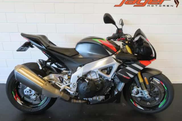 Aprilia Tuono V4 1100 Factory (2020) thumbnail 1