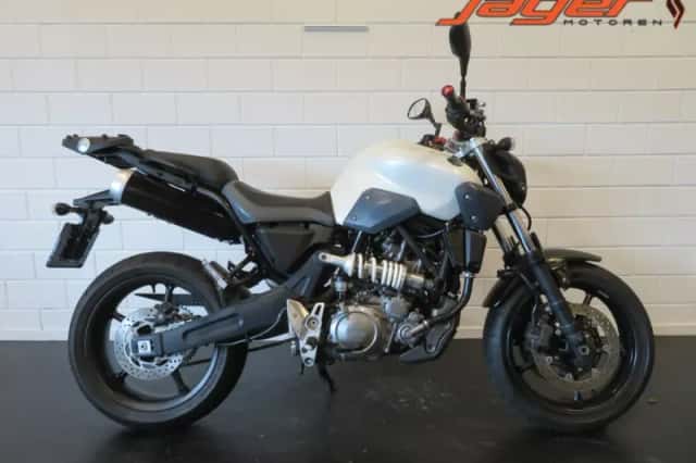 Yamaha MT-03 (2010) thumbnail 1