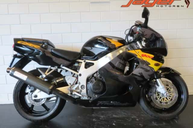 Honda CBR 900 RR Fireblade (1996) thumbnail 1