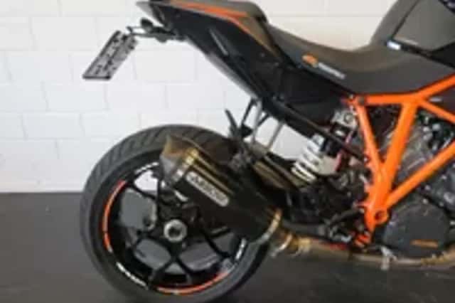 KTM Super Duke 1290 (2016) thumbnail 6