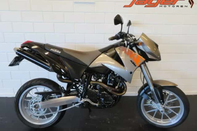 KTM 640 Duke (2000) thumbnail 1