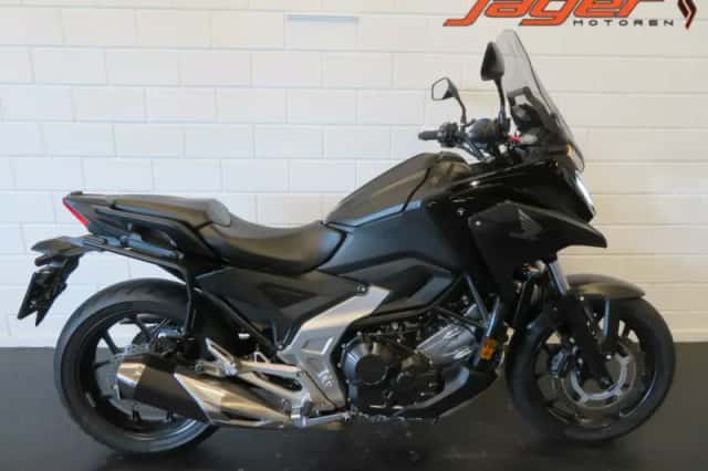 Honda NC750X (2023) thumbnail 1