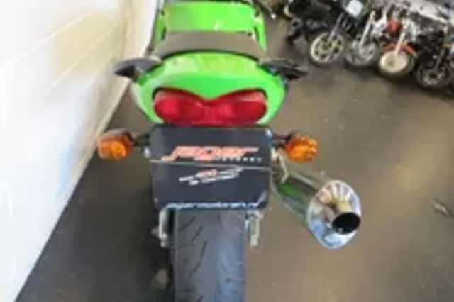 Kawasaki Ninja (2000) thumbnail 4