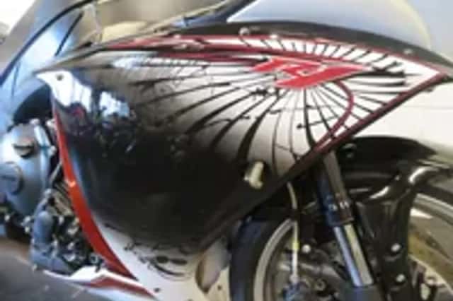 Yamaha YZF-R1 (2009) thumbnail 6