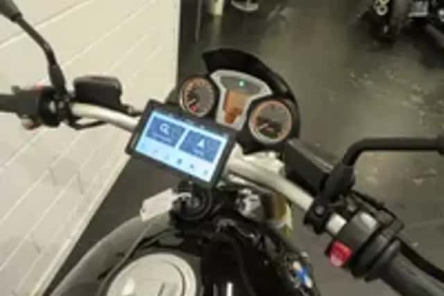BMW R Nine T (2015) thumbnail 5