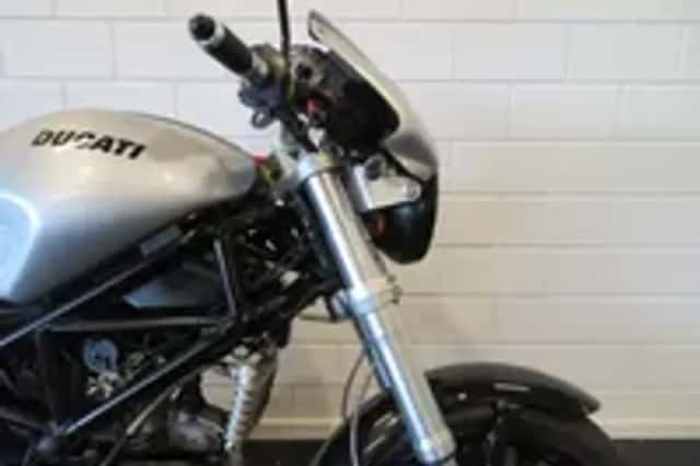 Ducati Monster S2R (2006) thumbnail 4