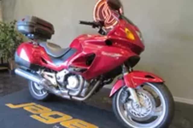 Honda NT 650 V Deauville (2002) thumbnail 2