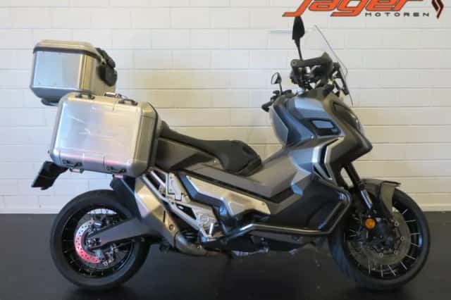 Honda X-ADV (2020) thumbnail 1
