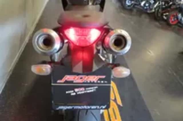 KTM 990 Super Duke (2006) thumbnail 4