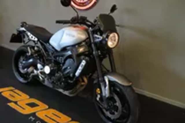 Yamaha XSR900 (2016) thumbnail 2