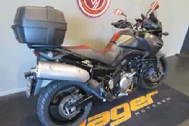 Suzuki V-Strom (2007) thumbnail 3