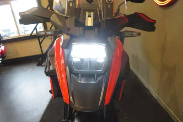 Suzuki V-Strom 1050 (2021) thumbnail 4