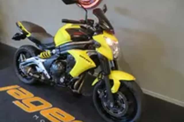 Kawasaki Er-6n (2013) thumbnail 2