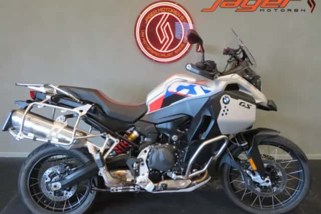 BMW F 900 GS Adventure (2024) thumbnail 1
