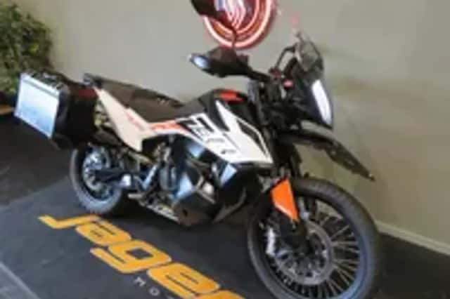 KTM 790 Adventure (2019) thumbnail 2