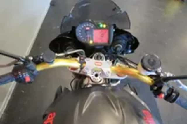 Aprilia Tuono 1000 (2007) thumbnail 5