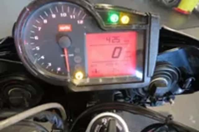 Aprilia Tuono 1000 (2007) thumbnail 6