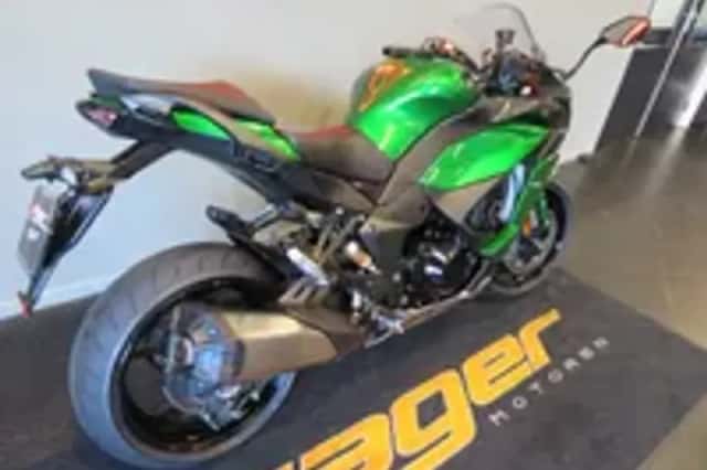 Kawasaki Ninja 1000SX (2020) thumbnail 3
