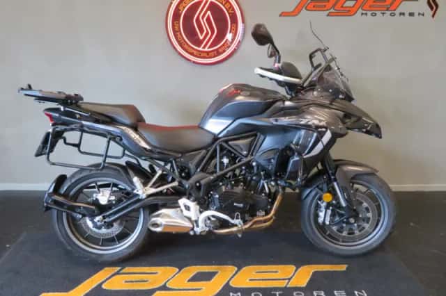 Benelli TRK 502 (2023) thumbnail 1