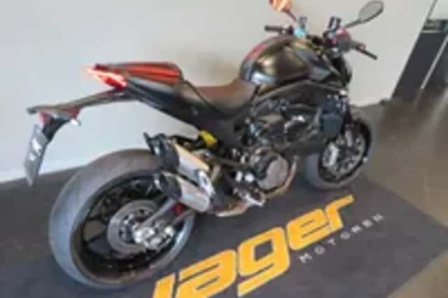 Ducati Monster 950 937 (2021) thumbnail 3