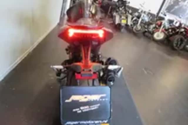 Ducati Monster 950 937 (2021) thumbnail 4