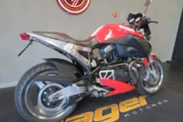Buell X1 Lightning (2001) thumbnail 3