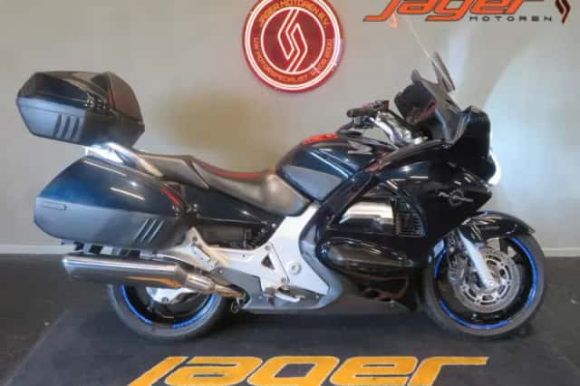 Honda ST 1300 (2003) thumbnail 1