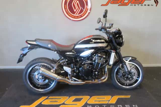 Kawasaki Z900RS (2021) thumbnail 1