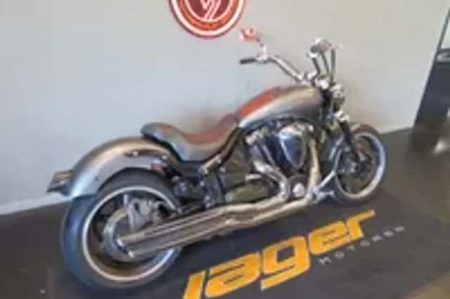 Yamaha XV 1700 (2004) thumbnail 3