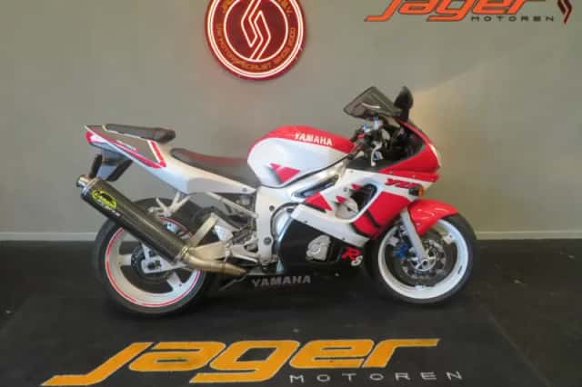 Yamaha YZF-R6 (1999) thumbnail 1