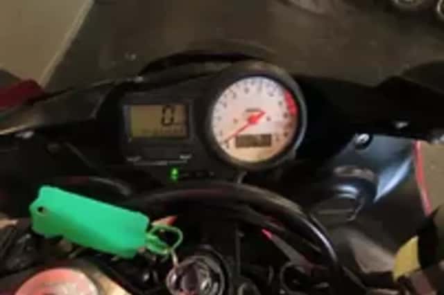 Yamaha YZF-R6 (1999) thumbnail 6