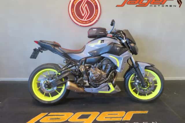 Yamaha MT-07 (2017) thumbnail 1