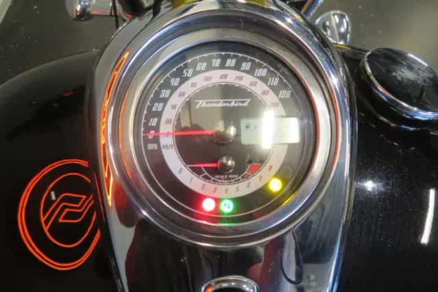 Triumph Thunderbird 1600 (2011) thumbnail 6
