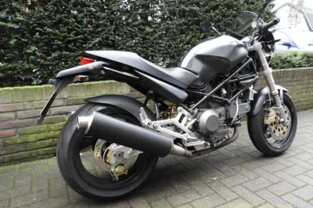 Ducati M900 Monster (1999) thumbnail 4