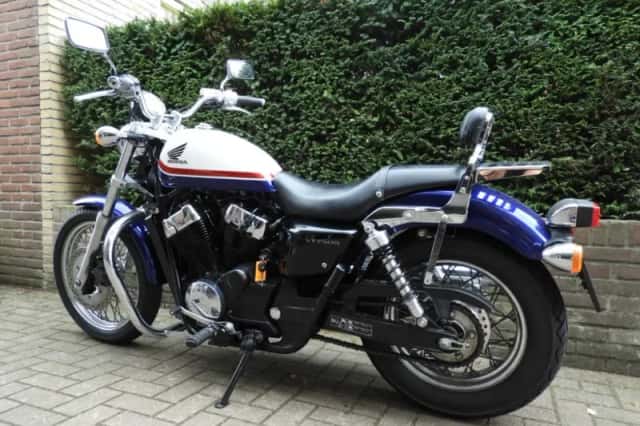 Honda VT750 S (2011) thumbnail 4